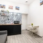 Flowerpower By Domusextra Homestay Naples